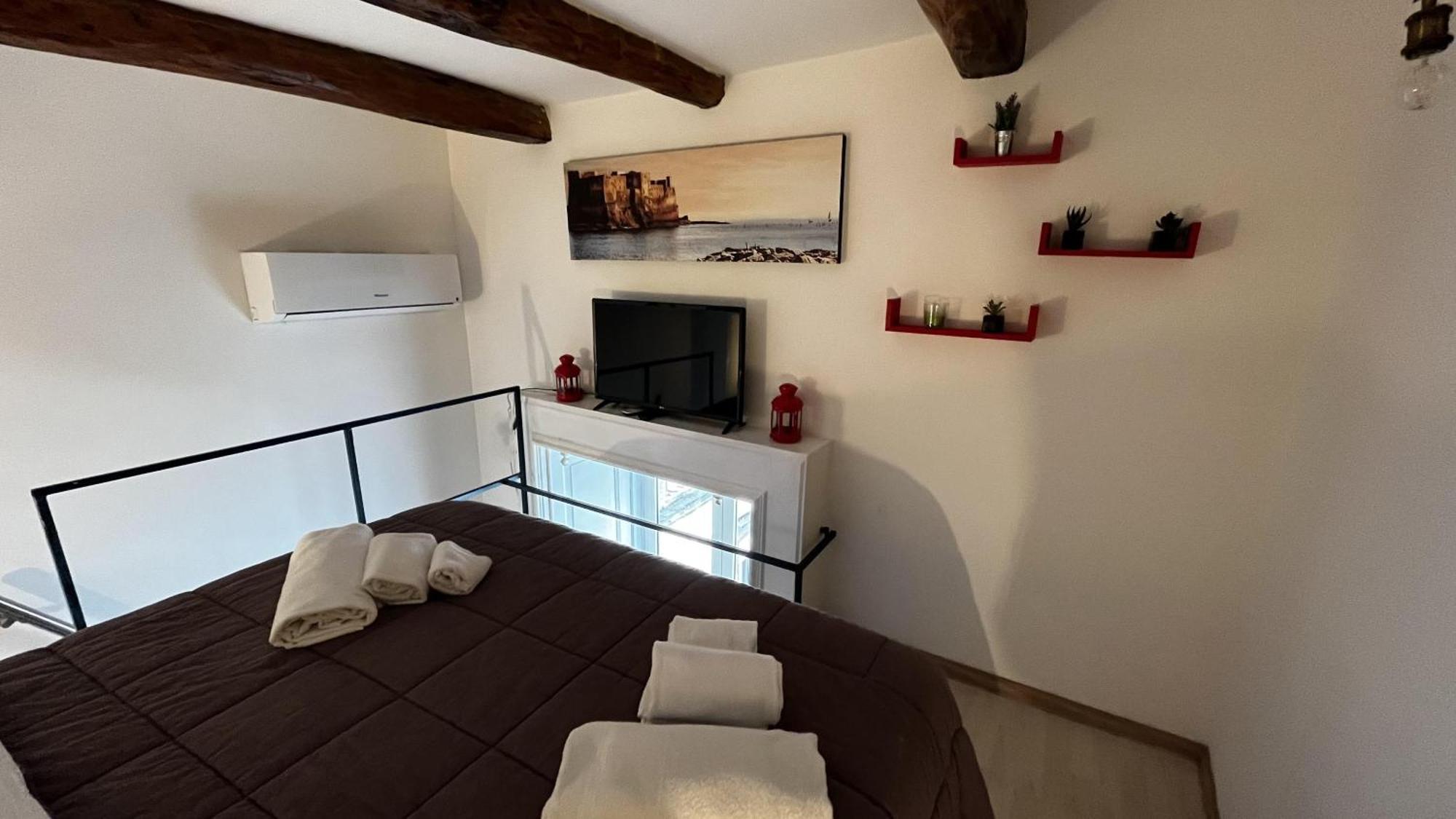 Palazzo Della Loggia B&B Naples Extérieur photo