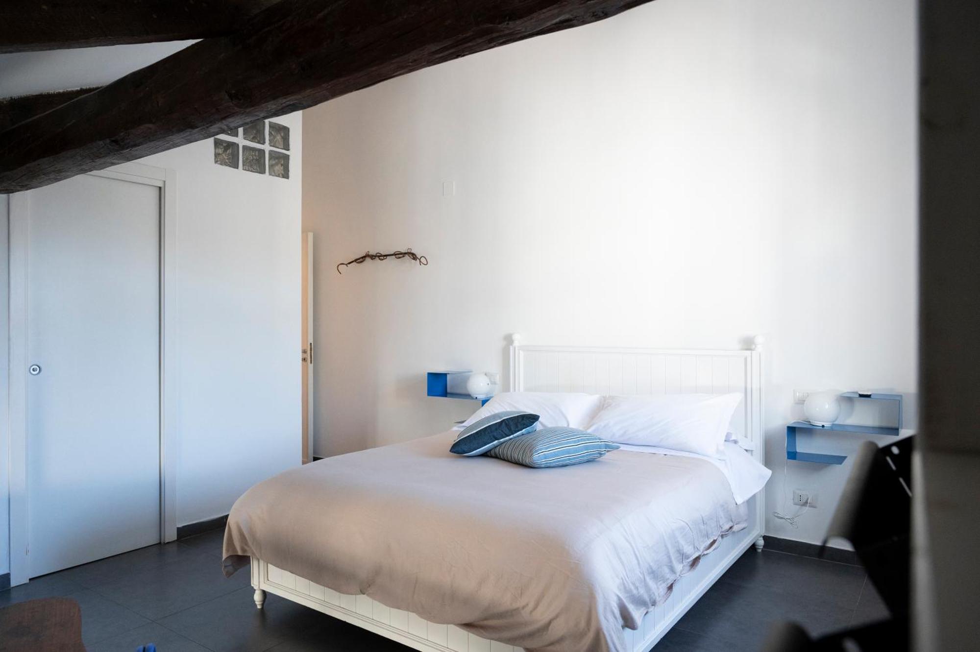 Palazzo Della Loggia B&B Naples Extérieur photo